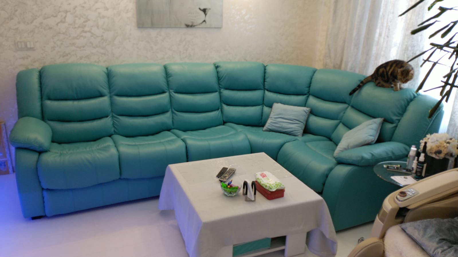 Перетяжка дивана на дому. Нахимовский проспект