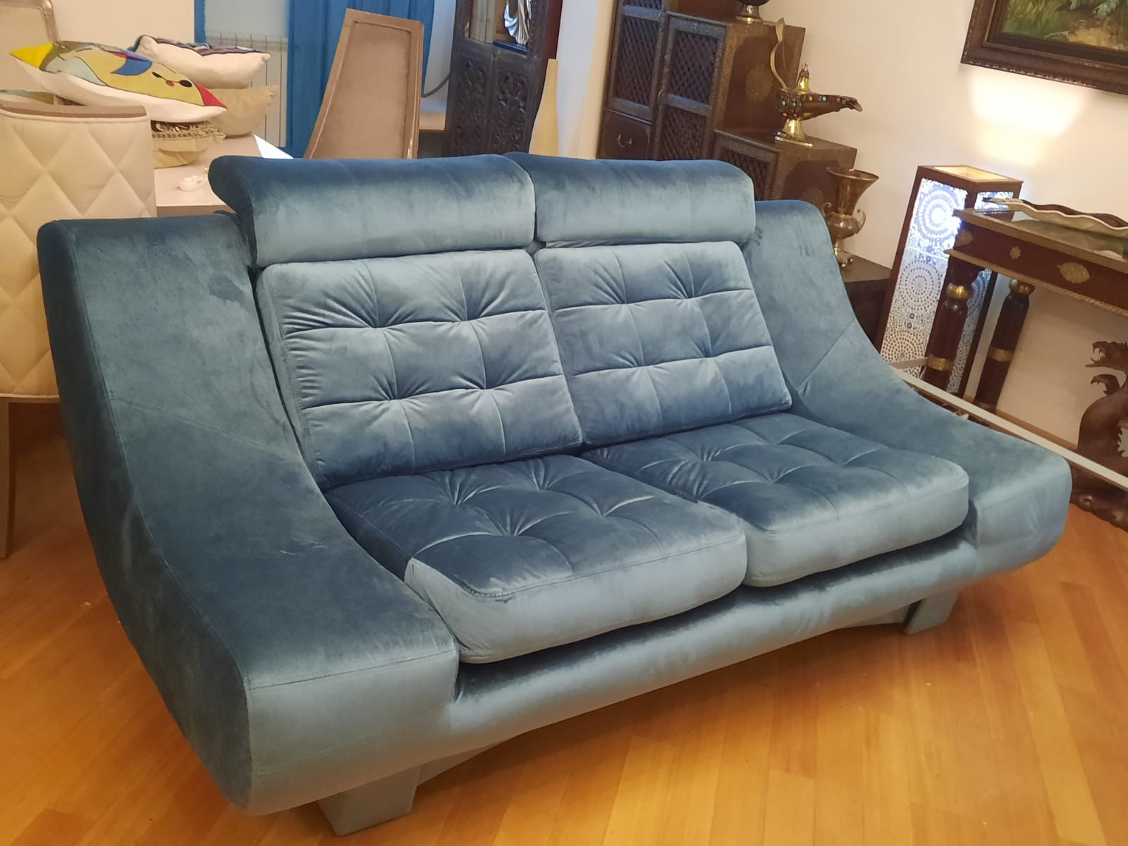 Обивка дивана на дому. Нахимовский проспект